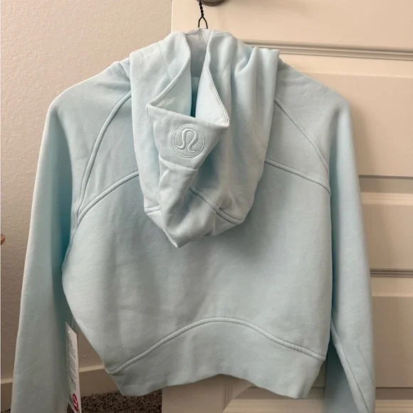 Lululemon Scuba Full-Zip Cropped Hoodie - Picture 2 of 5